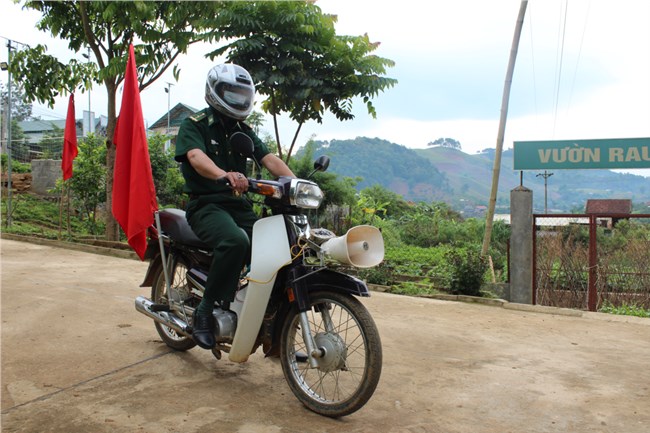 Sơn La: Bộ đội BP vận động đồng bào các dân tộc tham gia ngày hội bầu cử (14/5/2021)